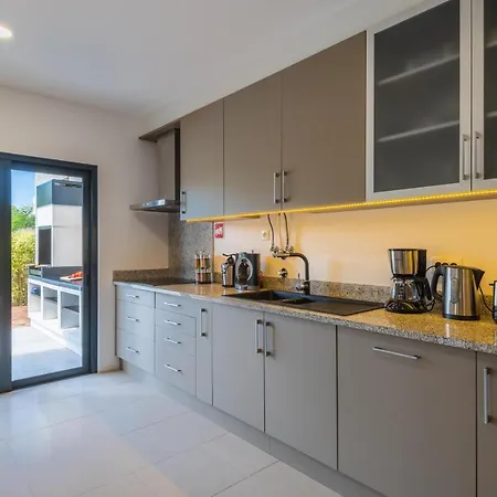 Casa Do Pomar, Piscina Privada, Prainha Alvor! Villa *